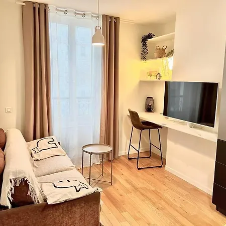 Deux Pieces Familial Chic Et Confortable - Square Courteline - Nation - Centre Daire *